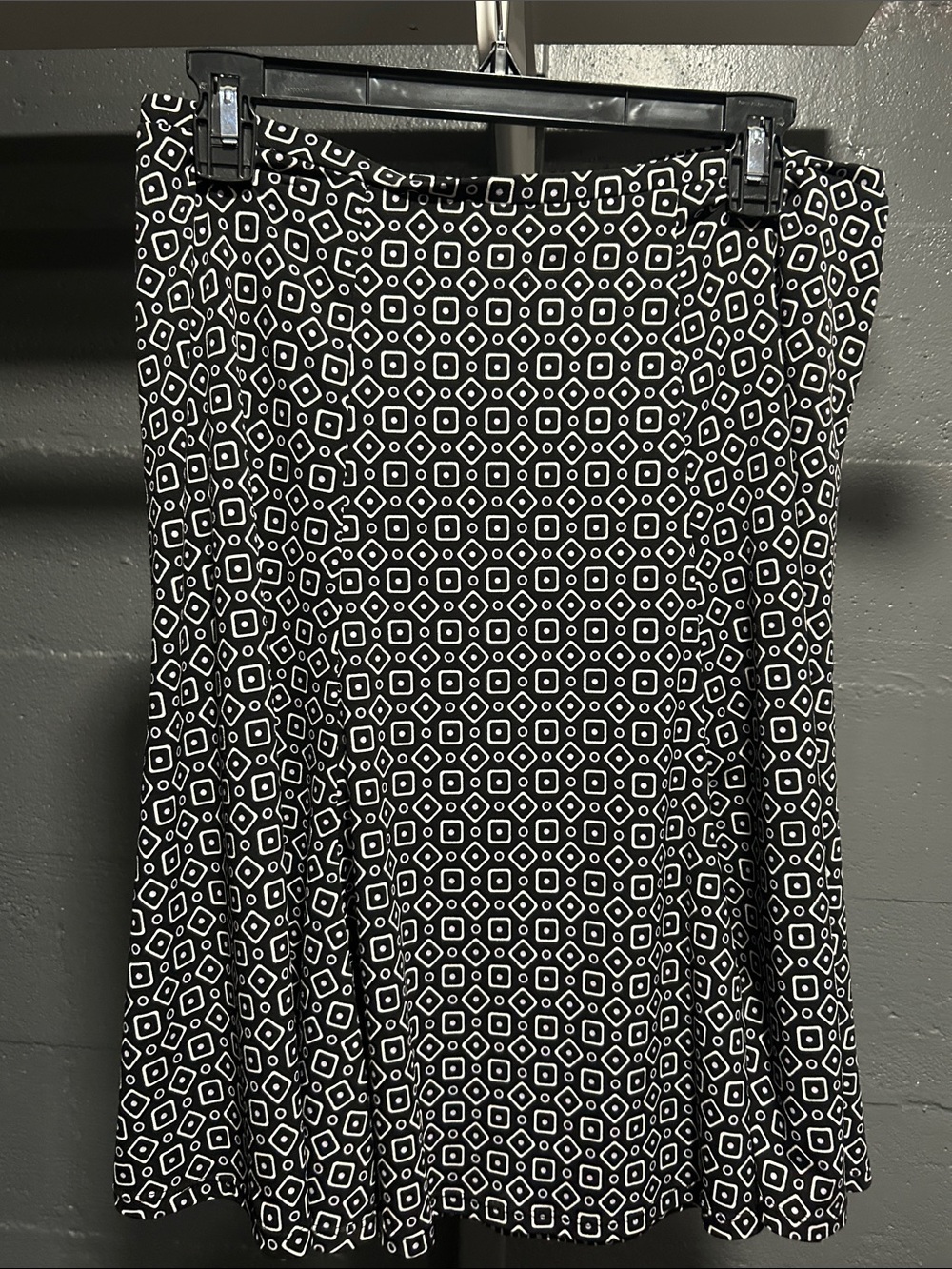 George Black/White & Lavender Geo Circle Skater Skirt
